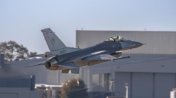 Veste bună de peste ocean: Producția de avioane F-16 Block 70 Viper, cea mai modernă versiune a F-ului american, finalizată pentru Bulgaria și Slovacia