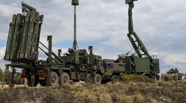 Marea Britanie confirmă planurile pentru un sistem integrat de apărare aeriană de tip „Iron Dome”, avertizând asupra pericolului reprezentat de rachetele Rusiei