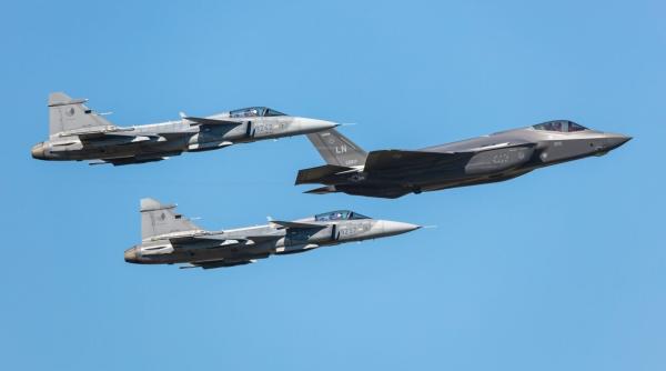 F-35 vs. Gripen: Dilema de miliarde care împarte Canada în două și pune la încercare relația politico-economică cu Statele Unite