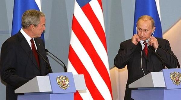 Rusia amenința voalat, încă din 2008, că va rupe Ucraina. Ce au discutat Bush și Putin, imediat după summitul NATO de la București? 