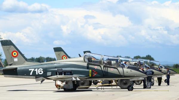 Avioane Craiova se apără și le răspunde „experților” care au acuzat că IAR-99 Șoim nu pot zbura pe ceață. Un nou termen avansat pentru livrarea avioanelor