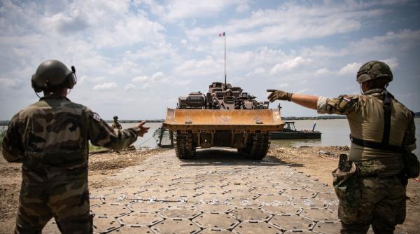 „Coaliția de Voință” redesenează securitatea Ucrainei. Până la 30.000 de militari occidentali și „plasa de siguranță” din partea SUA. Ce contribuţie are România?