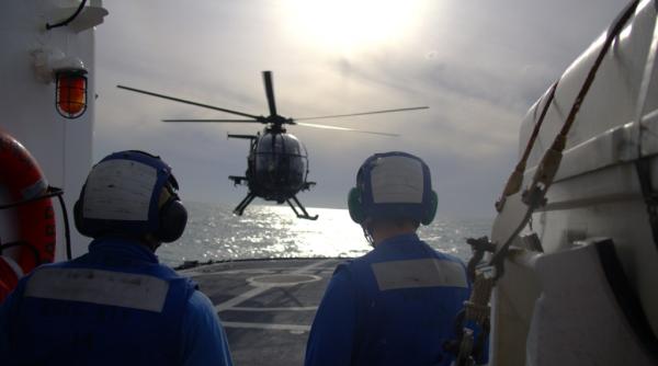 La vânătoare de „nave fantomă”  (Foto/Video): Forțele Speciale ale SUA au capturat un petrolier rusesc, utilizând elicoptere „Night Stalkers” și avioane AC-130J