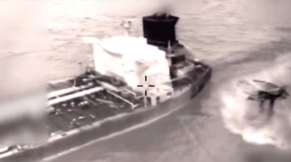 Continuă vânătoarea de petroliere în Caraibe: Marina SUA capturează o altă navă din „flota fantomă” a Venezuelei (VIDEO)