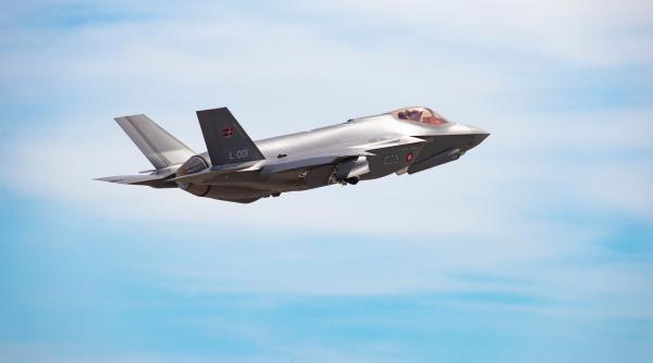 După exercițiile cu F-35, Danemarca trimite noi trupe în Groenlanda. Budapesta: Nu este o chestiune care ține de UE