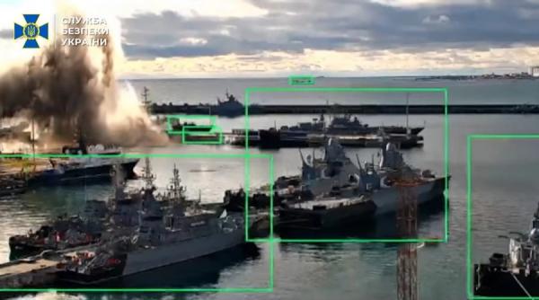 Propaganda Rusiei a intrat la apă: Cum demască imaginile din satelit minciunile Moscovei despre submarinul „intact” din Novorossiysk (FOTO)