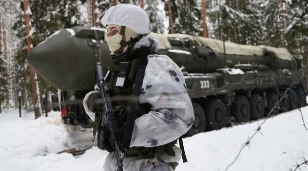 Rusia acuză Ucraina că nu vrea să predea Donbasul, în timp ce Zelenski spune că nu va fi nimic cedat fără luptă