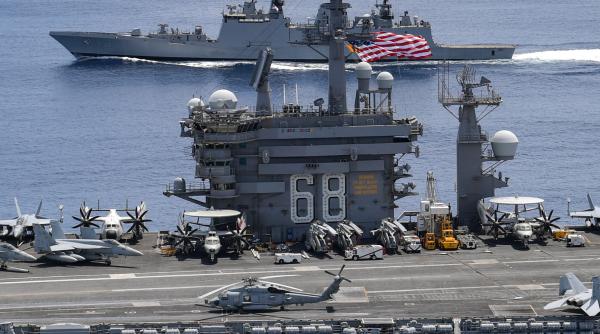 S-a tras în Golf: SUA au deschis focul împotriva unei drone a Iranului care efectua manevre agresive lângă portavionul USS Abraham Lincoln