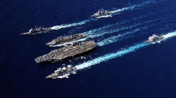 Tensiuni la intrarea în Golful Persic: SUA au deschis focul împotriva unei drone a Iranului care efectua manevre agresive lângă portavionul USS Abraham Lincoln