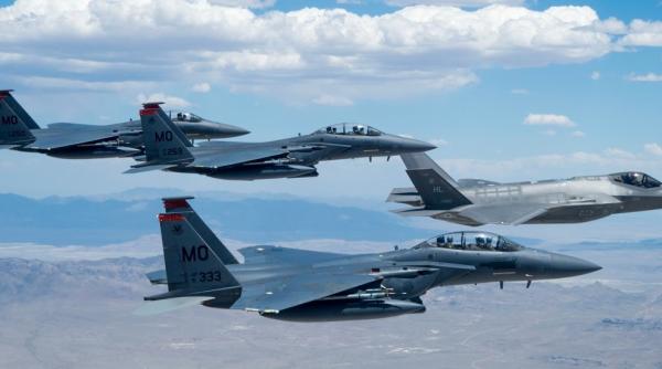 Armata SUA confirmă pierderea a trei avioane F-15E Strike Eagle: Cum a confundat apărarea antiaeriană din Kuweit aeronavele cu rachete iraniene