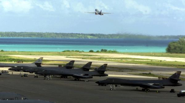 Hezbollah a rupt armistițiu și a atacat Israelul din nord, în timp ce iranienii atacă din nou baze britanice. Londra dă SUA „undă verde” să folosească baze britanice pentru a lovi Iranul