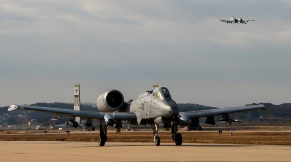 Două indicii că SUA au superioritatea aeriană pe cerul iranian: Legendarele U-2 Dragon Lady și A-10 Warthog. Dar e suficient?