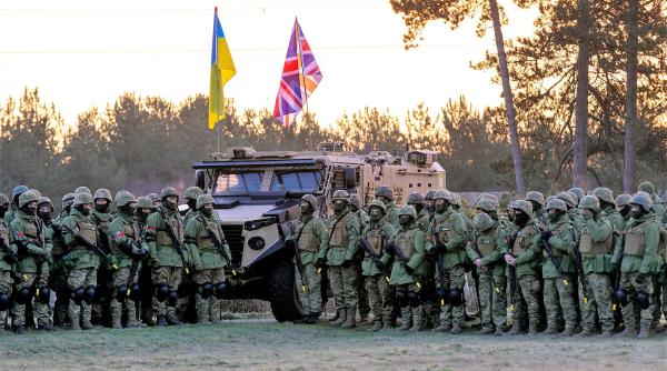 Ucraina, avertizată de serviciile britanice de informaţii despre o ofensivă rusă în Donbas