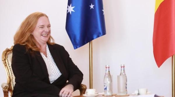 Editorial by H.E. Alison Duncan, Australian Ambassador to Romania: “A new epoch for Australia and Europe”. Unlocking growth across a 15,000 km bridge