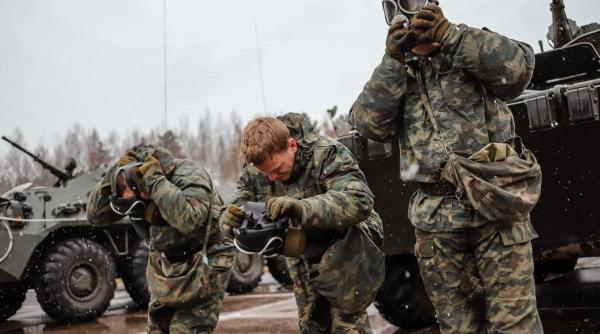 Cu o ofensivă anemică de primăvară, Kremlinul recunoaște că situația e ”complexă”. Putin le-a ordonat oligarhilor să „doneze” la bugetul rus