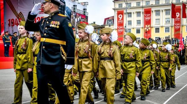 Generația de sacrificiu în slujba propagandei de stat: Rusia transformă ,,tineretul paramilitar'' în agenți de influență în mediul digital