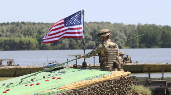 Finalul NATO așa cum îl știm şi lista aliaților „ascultători”: Centrul de greutate al prezenţei militare americane în Europa se mută spre Est