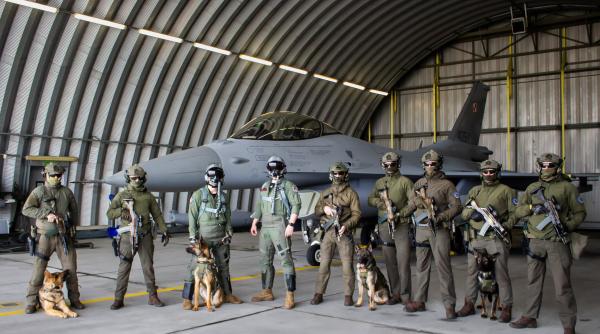 Noaptea ca hoții: Cazul militarilor români care au furat combustibil de la Kogălniceanu, tras la indigo în versiunea poloneză: „Victimele”, avioane F-16