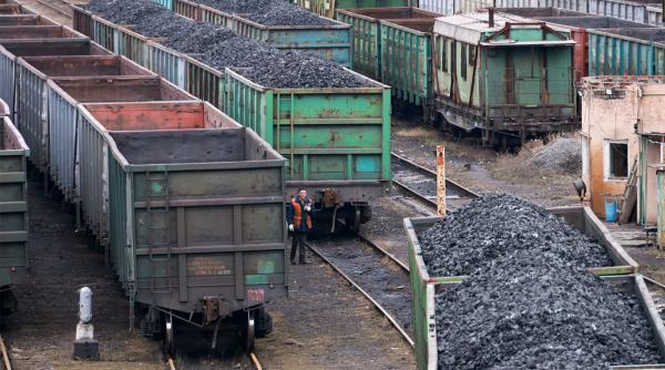 Datele reale ale economiei ruse: Scăderea cu 13% a transportului feroviar contrazice statisticile oficiale de la Moscova