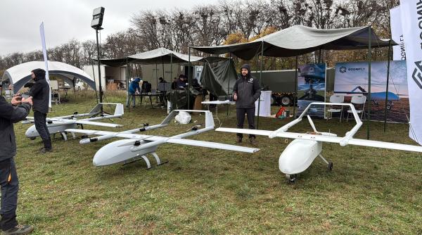 Compania românească Qognifly a prezentat un întreg ecosistem C-UAS din care au făcut parte dronele SP5 ISR și STUD, „drona din rucsac”