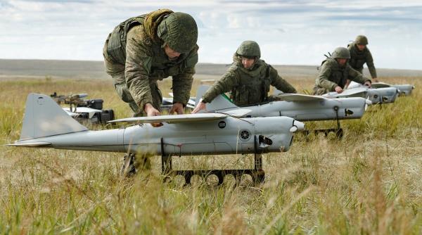 Număr record de drone asupra Ucrainei în aprilie: Rusia a folosit aproape 6.600 de UAV-uri