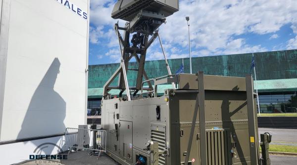 Până să intre în dotarea Armatei, un radar GM200 va fi expus în România. Drona kamikaze Toutatis și sistemul Scorpion integrat pe căștile piloților de F-16, prezente și ele