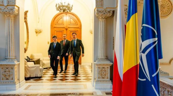 Toți ochii pe România: Summitul B9, la București | DefenseRomania preia transmisia live a evenimentului