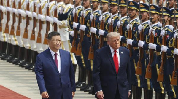 "Relațiile noastre vor fi mai bune ca niciodată". Primire călduroasă pentru Donald Trump la Beijing
