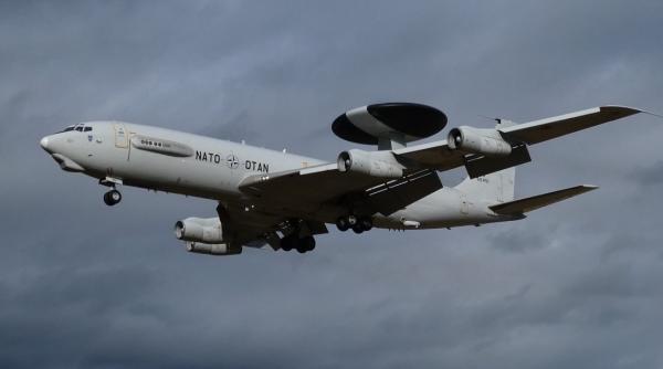 O aeronavă NATO de tip E-3A Sentry a patrulat în apropiere de Galați, la numai câteva ore după incidentul cu drona rusească din timpul nopții
