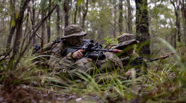 Australia mută antrenamentul soldaților ucraineni mai aproape de front. Dar cine pe cine mai învață, de fapt?