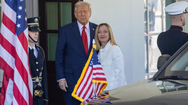 Meloni spune că „nici eu, nici Italia nu implorăm niciodată”. Declarațiile lui Trump au generat un scandal diplomatic, Tajani își anulează vizita în SUA