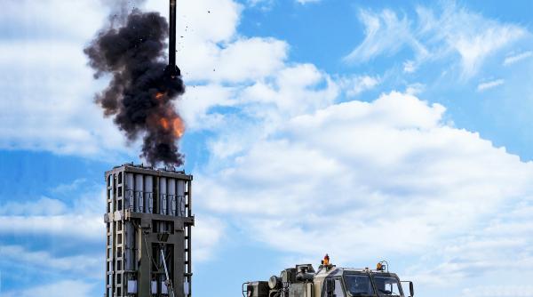 Cum au reușit dronele ucrainene să penetreze cel mai apărat oraș al Rusiei. Strategia care a „scos din joc” sistemele ruse S-400, S-350 sau Panțir
