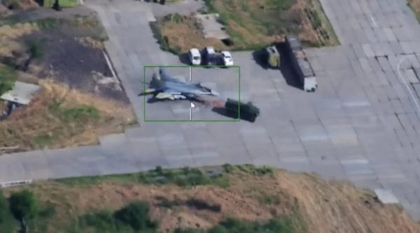 Zi neagră pentru aviația militară a Ucrainei: Rușii susțin că au distrus încă două avioane de vânătoare MiG-29 pe un aerodrom din regiunea Mykolaiv (Video)