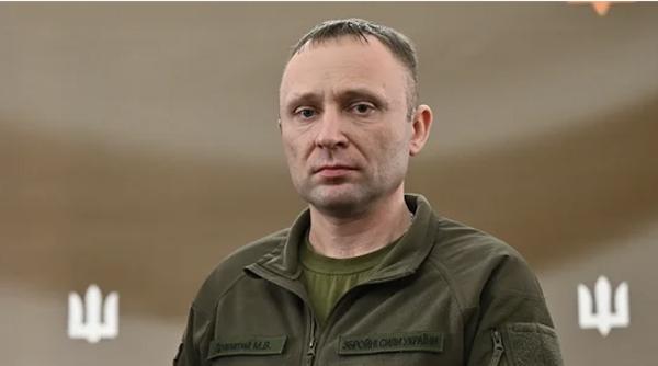 Zelenski l-a demis pe Oleksandr Sîrski pe fondul protestelor din Ucraina. Cine e Mihailo Drapatîi, noul șef al Armatei ucrainene