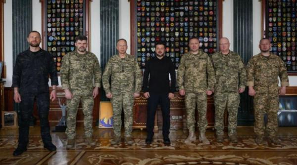 Ucraina schimbă liniile la conducerea Armatei. "Mulțumesc, Sîrskîi și Hnatov, succes, Drapatîi și Skibiuk". Generalii înlocuiți vor servi în continuare pentru apărarea Ucrainei 