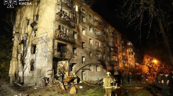 Al doilea atac furibund al Rusiei împotriva Ucrainei în doar 48 de ore. Rachete balistice lansate sper Kiev au lovit blocuri de locuințe