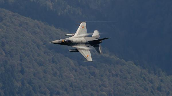 Dacă excludem F-16, cu ce vom doborî dronele ruse? Spaniolii sunt aici să pună umărul, dar fără NH90. Când vor fi dislocate și elicopterele