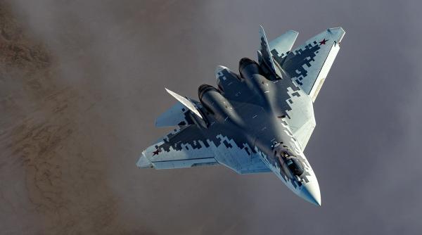Deși Su-57 e de generația a 5-a doar pe hărtie, rușii spun că vor testa tehnologii de luptă de generația a 6-a pe avionul cu două locuri