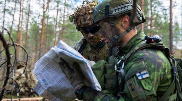 Finlanda a construit un gard de 200 de kilometri la granița cu Rusia. Ambițiile imperiale ale Moscovei nu se vor opri în Ucraina, avertizează ministrul finlandez al apărării