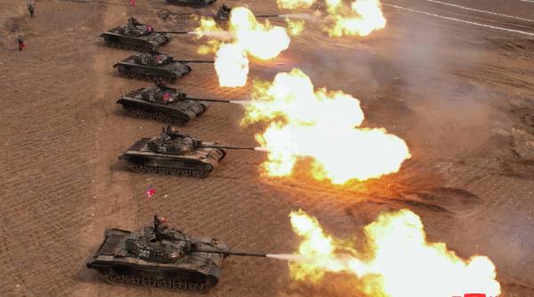 Armata nord-coreeană a efectuat exerciții cu muniție reală