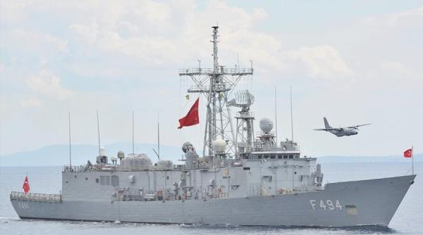 Turcia își etalează puterea militară la sud de Cipru, executând un exercițiu aerian concomitent cu manevre navale de amploare în estul Mediteranei
