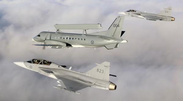 Avioanele Gripen ale Cehiei, solicitate pentru apărarea frontierei Poloniei cu Ucraina, pe fondul atacurilor trupelor ruse 