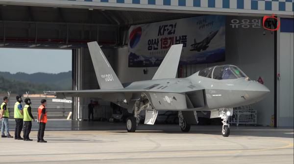 Primul KF-21 Boramae de serie ajunge în dotarea Forțelor Aeriene sud-coreene. Seulul va primi 40 de aeronave într-un timp record