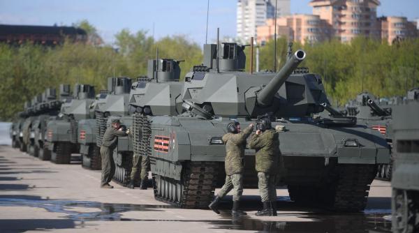 Rusia a simulat ocuparea unei țări din Asia Centrală iar pentru manevre au scos din depozite și noile tancuri T-14 Armata. Rușii nu au numit țara vizată, dar indiciile duc către un singur stat