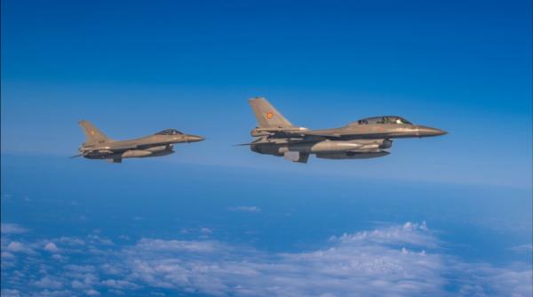 Două drone doborâte de avioane F-16 ale României deasupra apelor noastre teritoriale